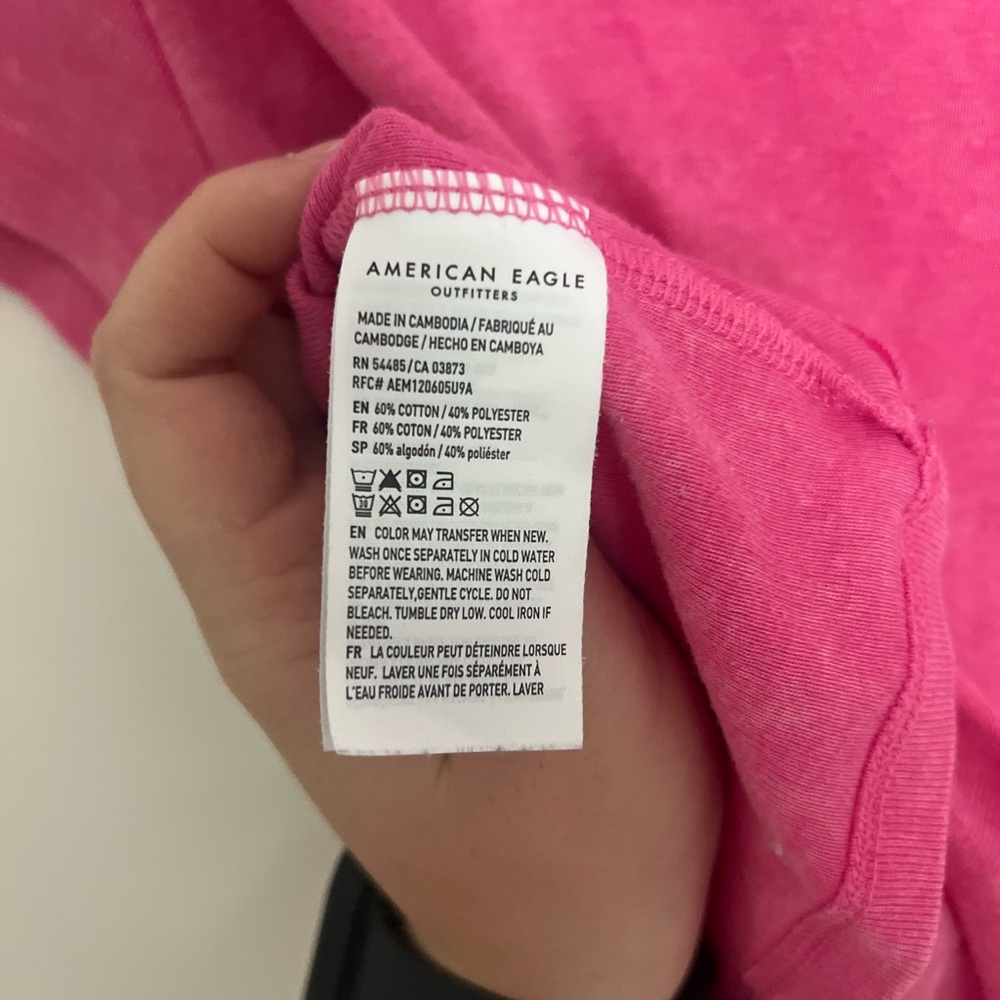American Eagle Outfitters Pink Crop T-Shirt Short Sleeve - Picture 4 of 4